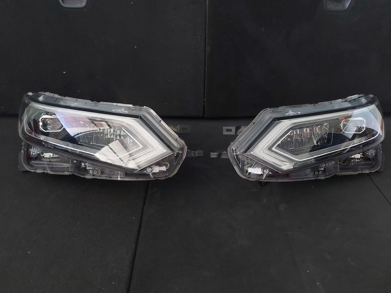 Фарове Nissan Qashqai 2018г. LED