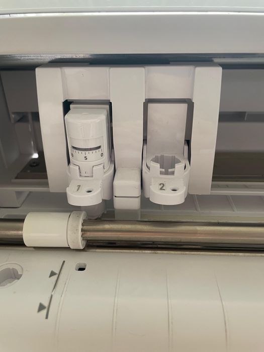 Silhouette Cameo 4 – PACHET COMPLET cu accesorii incluse