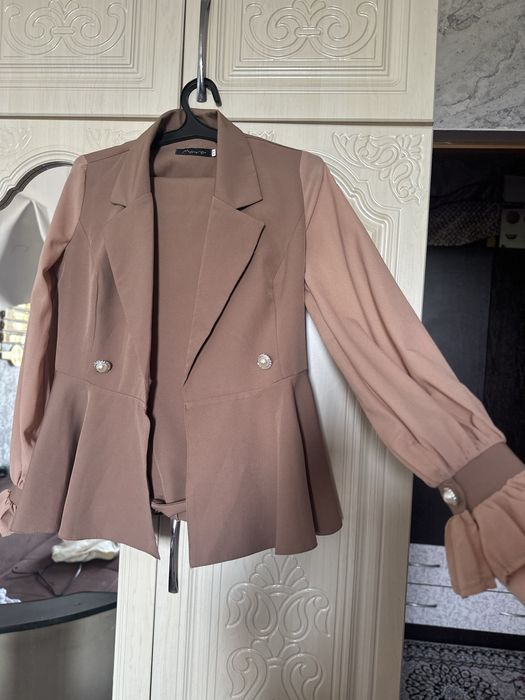 Продам вещи женские