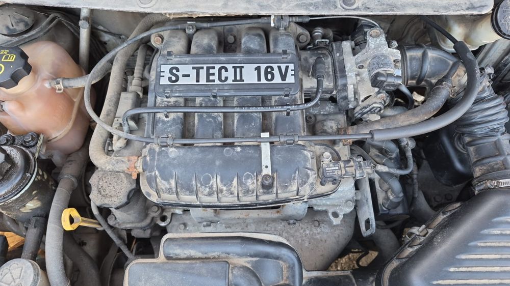 Dezmembrez  Chevrolet spark 2012 piese motor cutie uși haion aripi