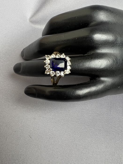 Inel din argint placat cu aur si zirconii