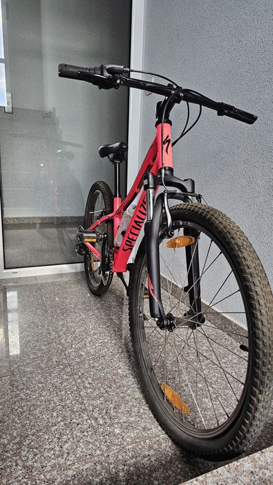 Дамски /детски велосипед Specialized HotRock 26'