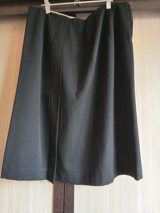 Костюм, блузка и юбка