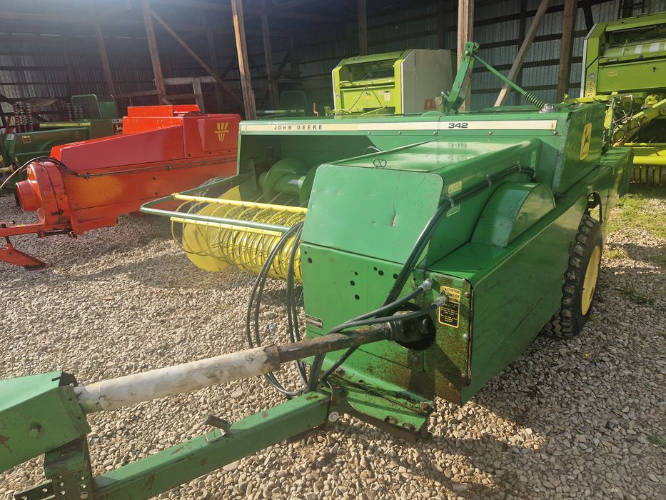 Presă balotiera John Deere 342