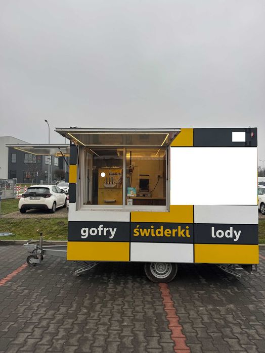 Rulota / food truck cu sau fara echipamente pruductie inghetata