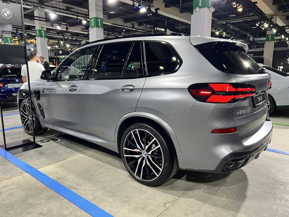 Dezmembrez BMW X5 G05 LCI M-PACK 3.0XD B57D30B 286 CAI 0 KM AN 2024