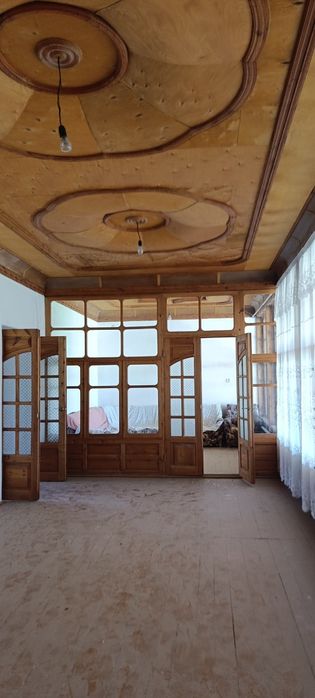 Тошкент Тумани Атипи жоелашнан.10 сутик.ховли. сотилади.сурочно.