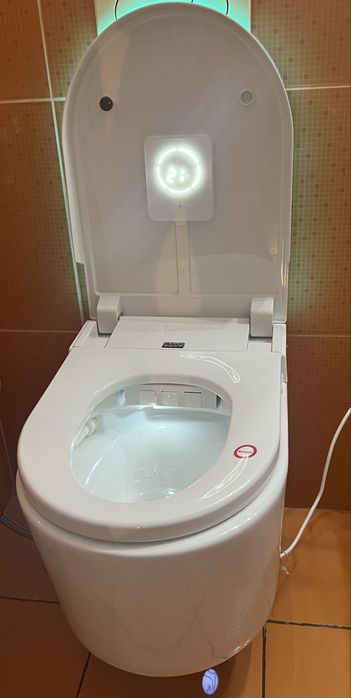 Toaleta smart complect echipata