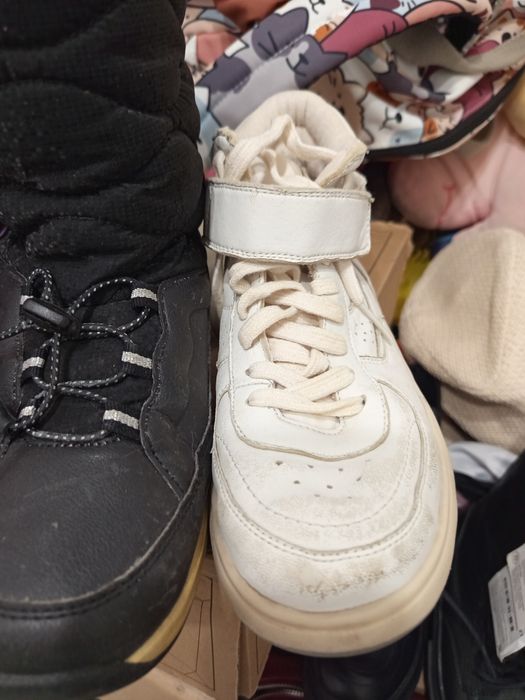 Целый пакет обуви