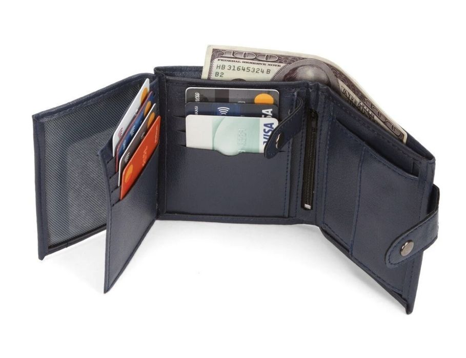 Мъжки кожен портфейл с отделние за монети