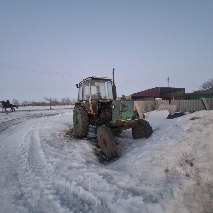 Продам трактор юмз 6