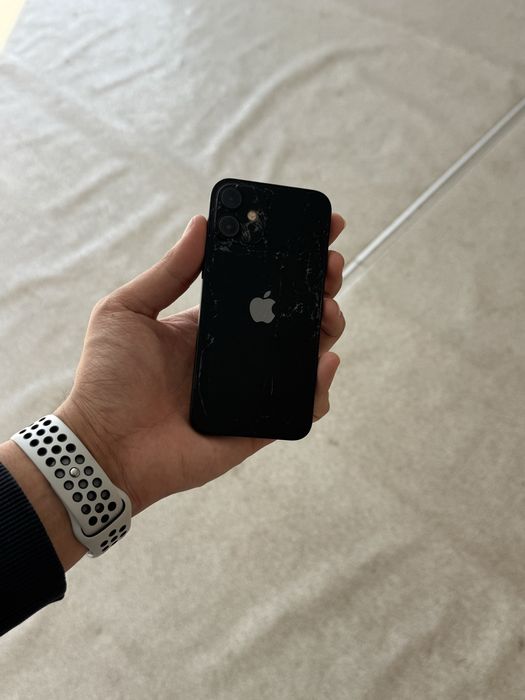 Iphone 12mini 128GB заблокированный