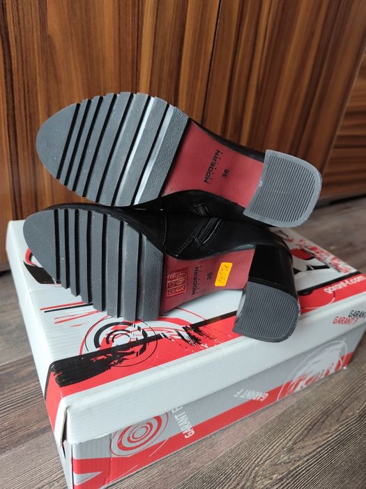 Нови дамски боти на дебел ток 8 см.