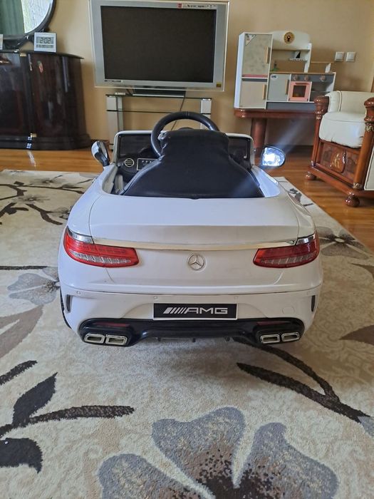 Детская электромашинка