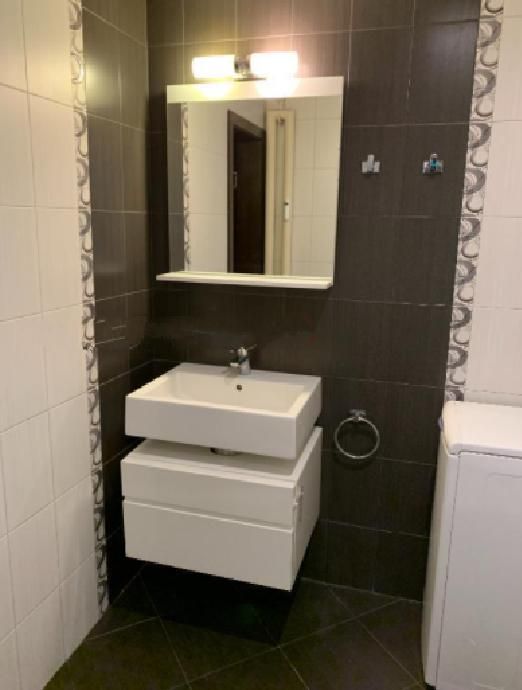 Дава се под наем Двустаен апартамент в София, Зона Б-5 - 65 кв.м за 657.9 € - Снимка #5