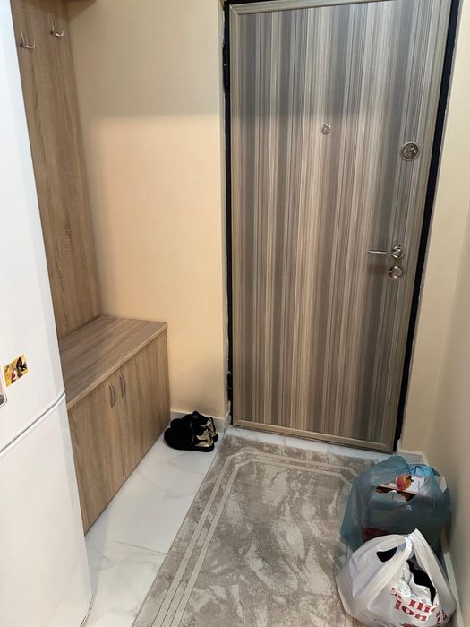 Inchiriez garsoniera zona Lintz