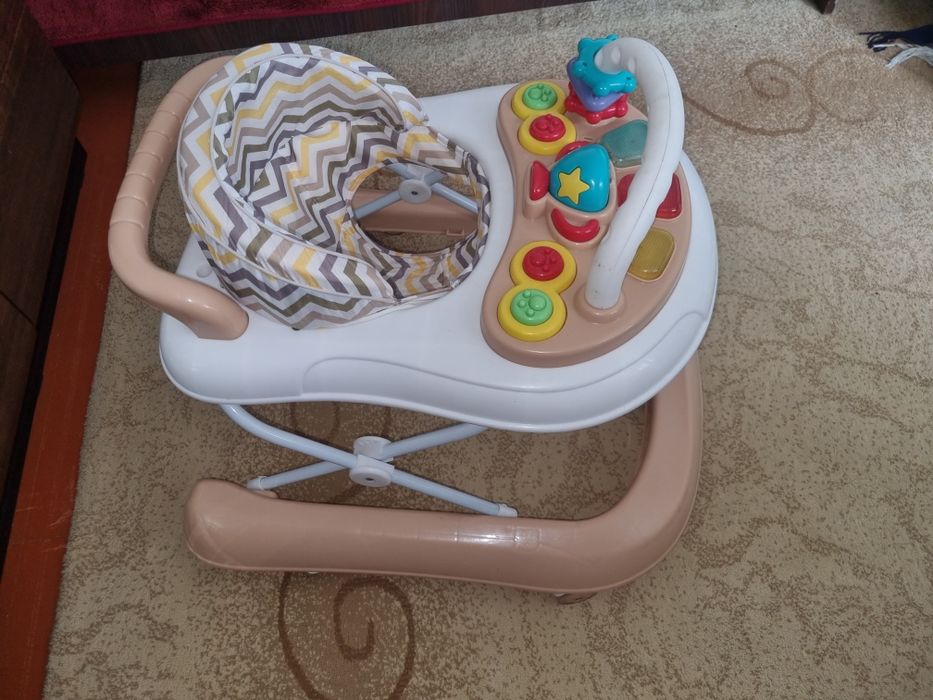 Детский ходунок.