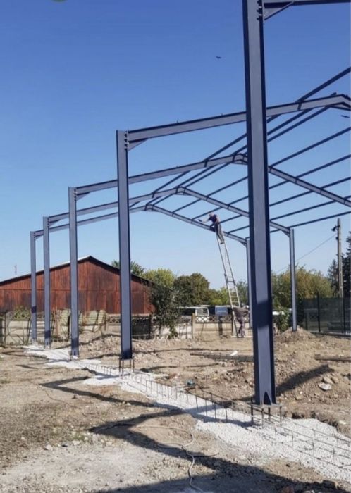 Vând hală metalica