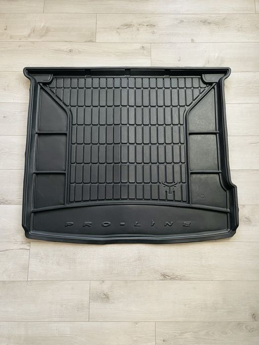 Постелки за багажник за Mercedes GLE SUV или GLS след 2015