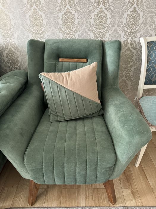 Диван с креслами