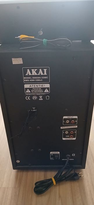 Vând sistem audio boxe Akai