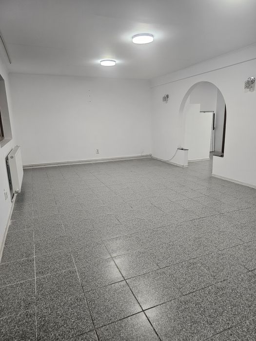 Spatiu de îchiriat