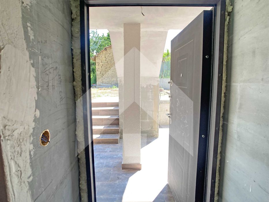 Продава се Къща в Нови пазар - 110 кв.м за 755 €/кв.м - Снимка #5