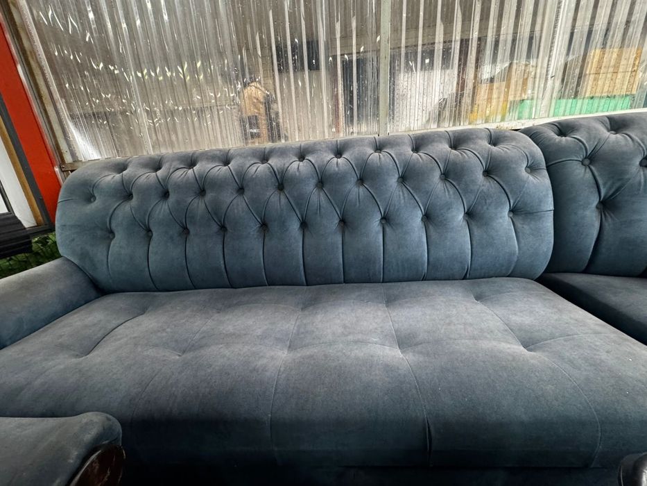 Диван в хорошем состоянии