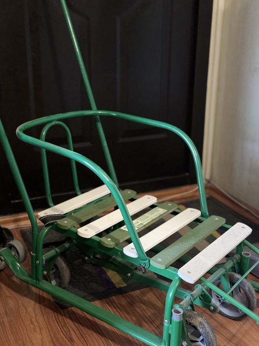 Санки с колесиками