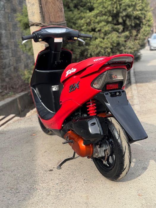 Honda dio 35 zx.