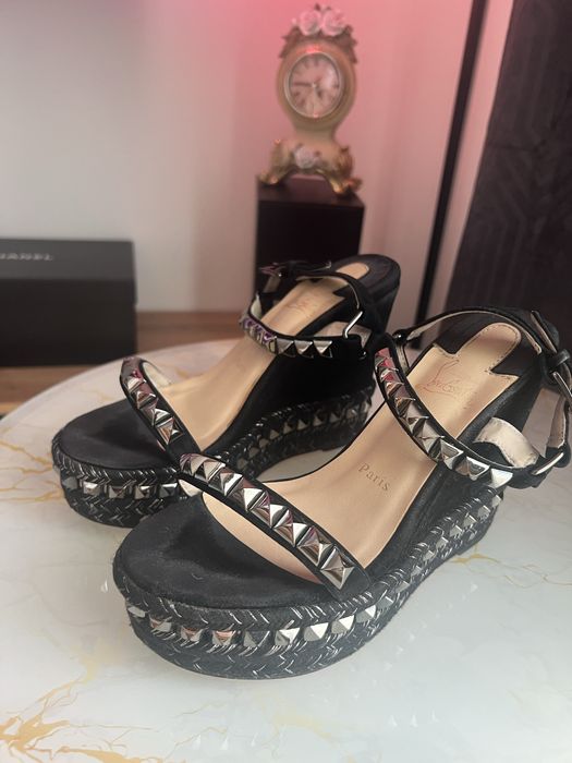 Сандали Louboutin