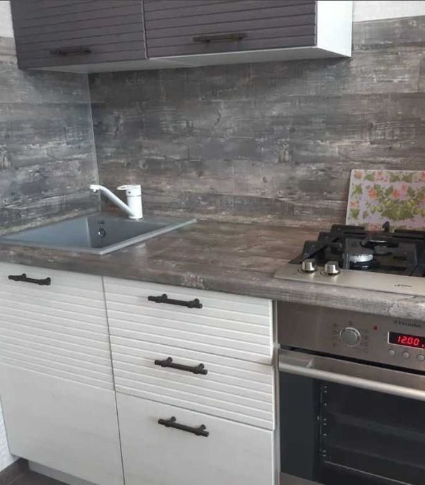 Дава се под наем Двустаен апартамент в Пловдив, Старият град - 65 кв.м за 260.1 € - Снимка #2