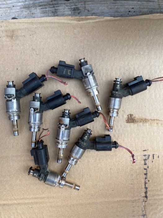 Инжектор клапан Ауди S5 S4 S6 S8 4.2fsi Audi Vw оригинал 07990603