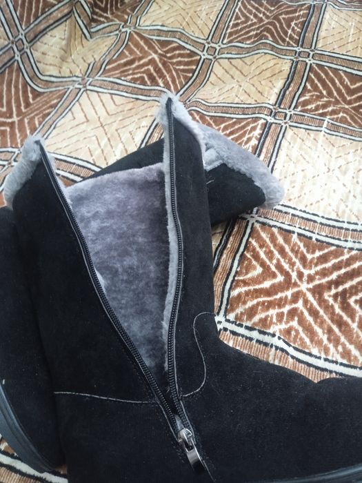 Ботинки продам 41 размер