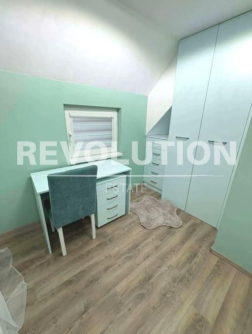 Дава се под наем Мезонет в Варна, Цветен квартал - 90 кв.м за 722.67 € - Снимка #4