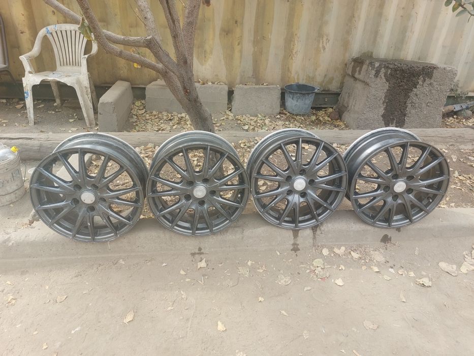 Продам Комплект Титановых Дисков на R 16
