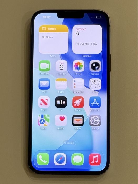 iPhone 13 Pro Max Grey 93% battery