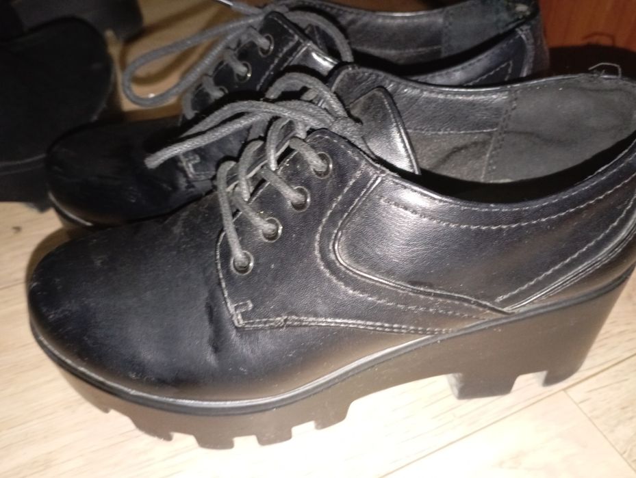 Женская обувь сапоги