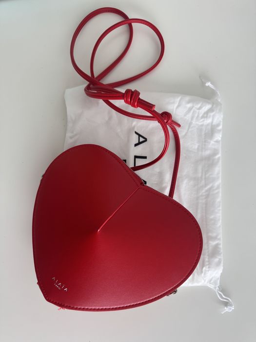 Дамска червена чанта сърце Alaia