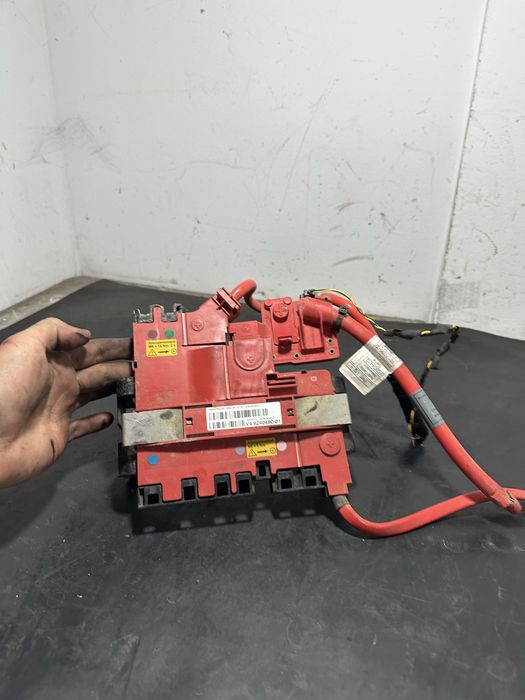 Borna modul baterie plus BMW seria 5 F10 F11 modul baterie BMW Seria 5 F10 F11 Borna plus BMW Seria 7 F01 F02 | 9240490 | 730d 520d 525d 530d