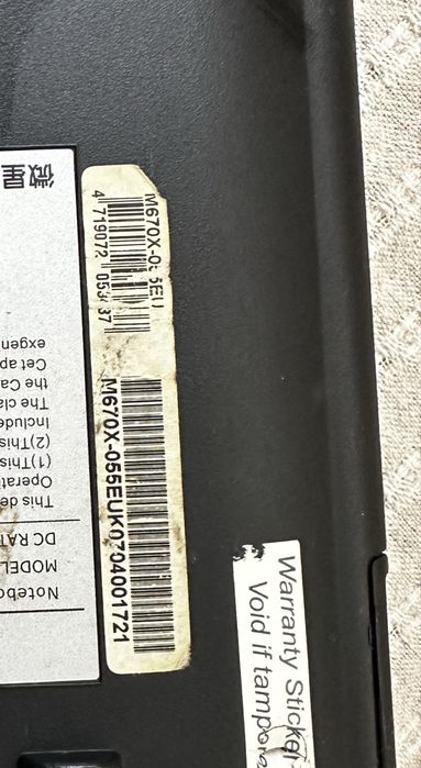 Vand laptop nefunctional pentru piese de schimb MSI model M670X