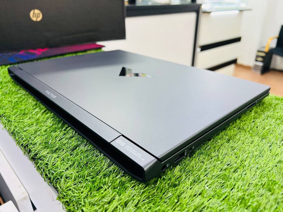 HP Victus Ryzen 5 RTX2050 16/512GB Gaming Laptop