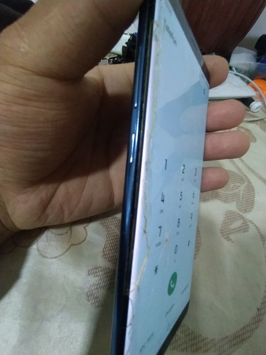 Samsung note 8    6/64