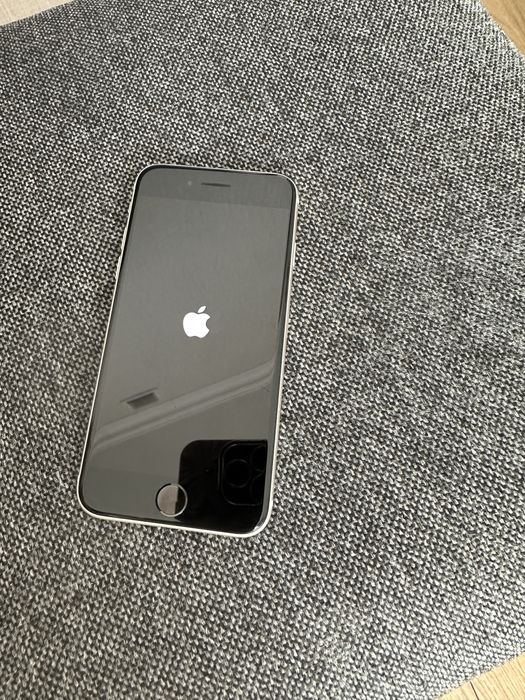 Iphone    SE 3