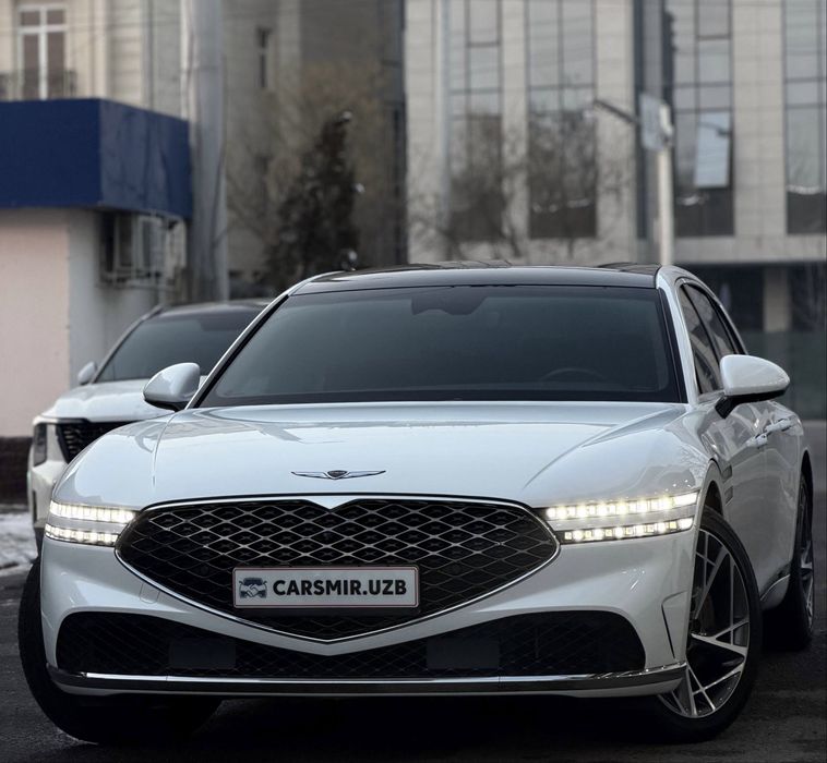 Genesis G90 Full