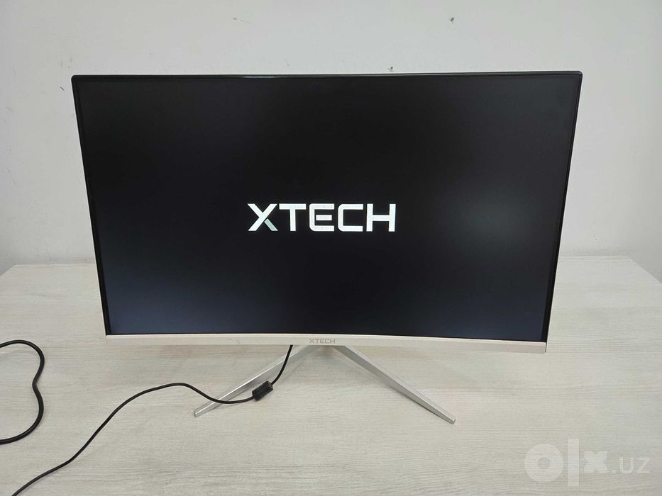 Игровой монитор XTECH 24" Curved FHD 144Hz — Изогнутый игровой монитор