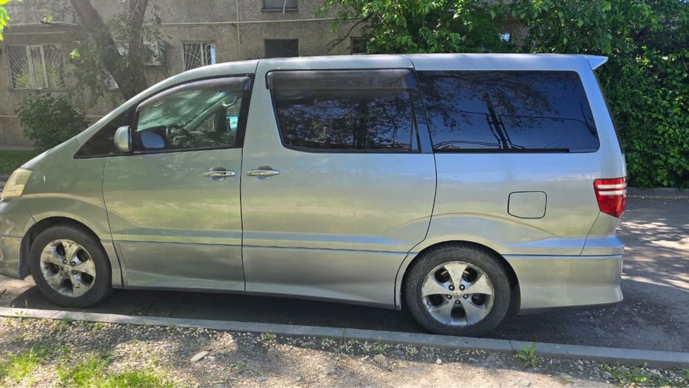 Toyota Alphard 2005 г.в.