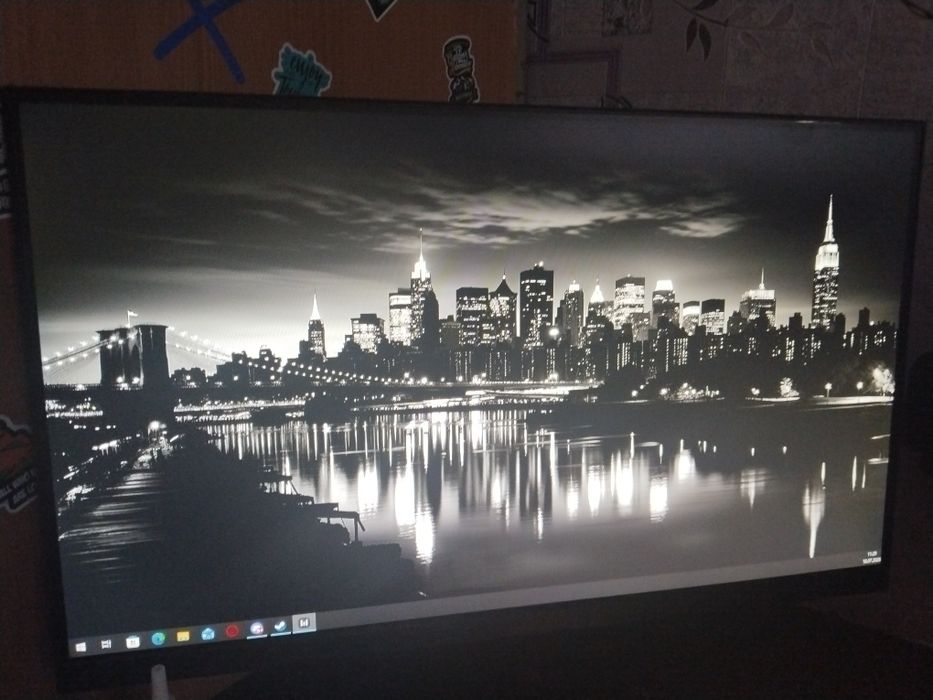 Монитор 100 герцов