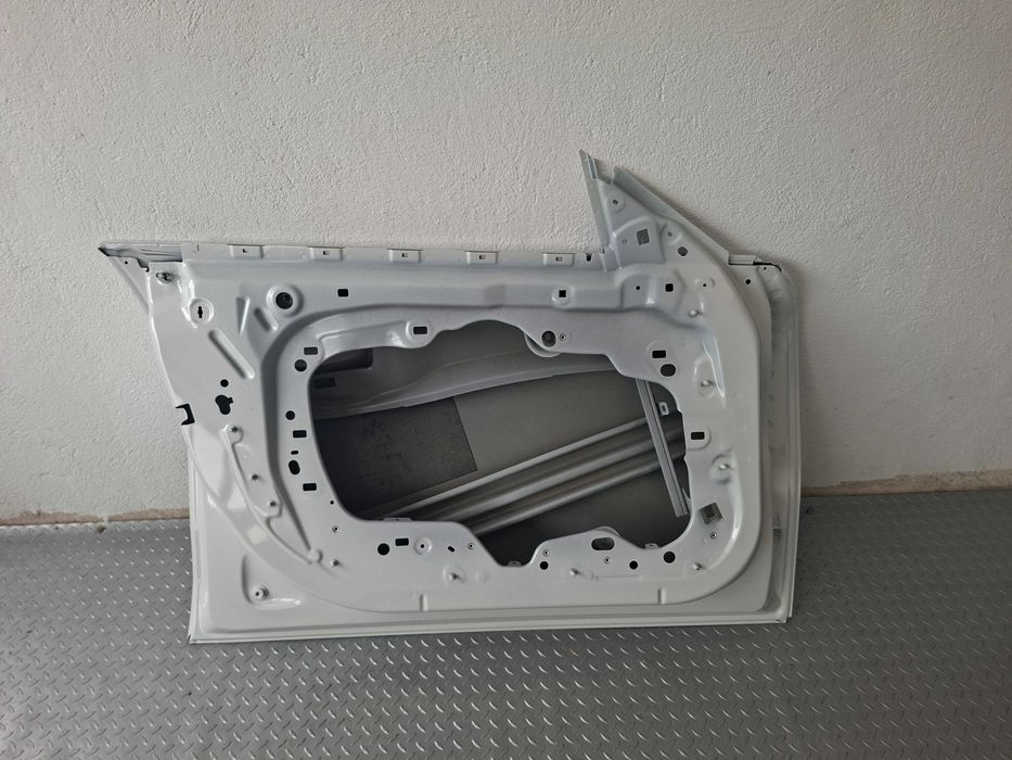 Нова Оригинална Алуминиева Предна Лява Врата BMW G26 G26 i4 - Бяла