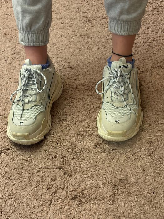 Balenciaga triple S